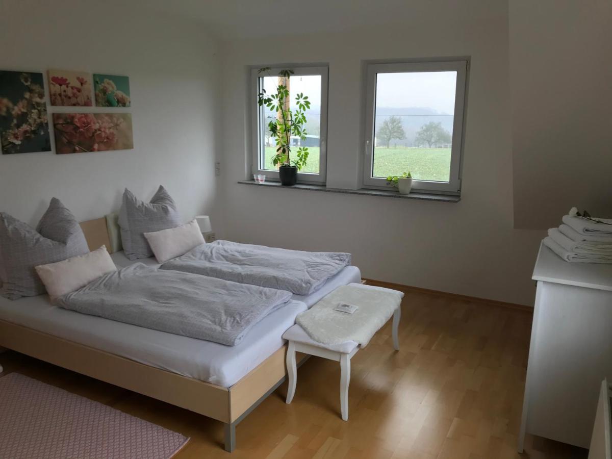 Kleine Auszeit Mit Aussicht Velbert Toenisheide Apartment Exterior photo